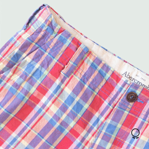 BERMUDA ABERCROMBIE A CUADROS ROSA