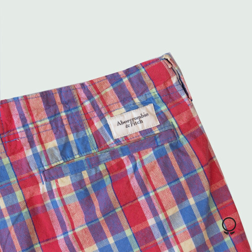 BERMUDA ABERCROMBIE A CUADROS ROSA