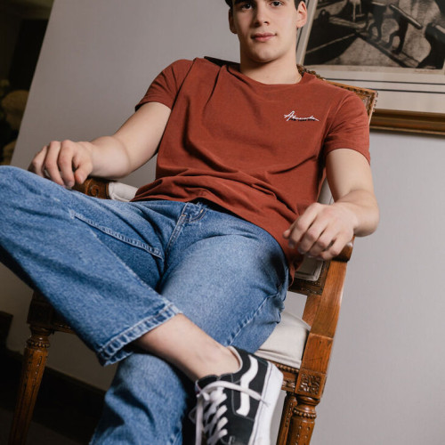 REMERA ABERCROMBIE REGULAR FIT BORDO