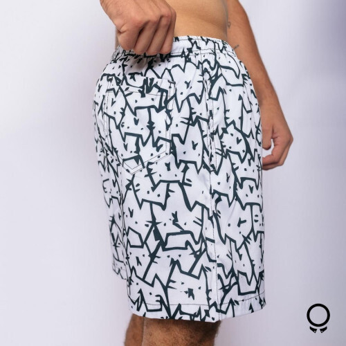 SHORT LIBERATO BASICS BLANCO GATITOS NEGRO
