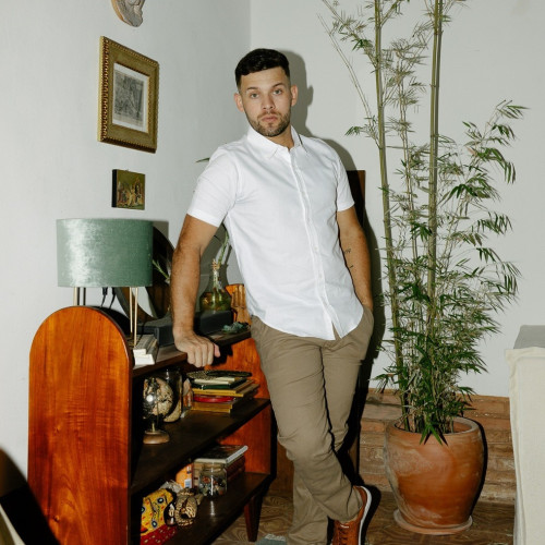 PANTALON CHINO LIBERATO BASICS KAKHI