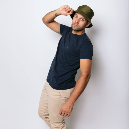 REMERA LIBERATO BASICS REGULAR FIT AZUL MARINO