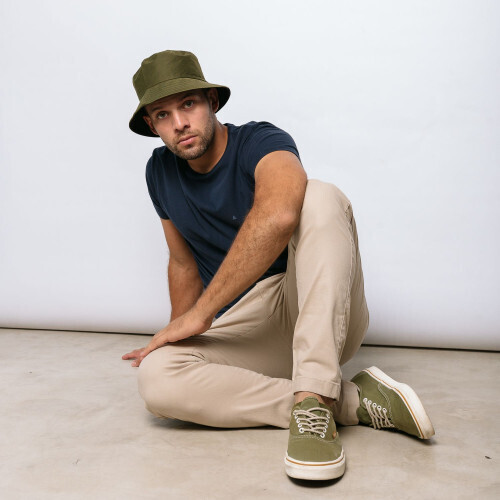 REMERA LIBERATO BASICS REGULAR FIT AZUL MARINO