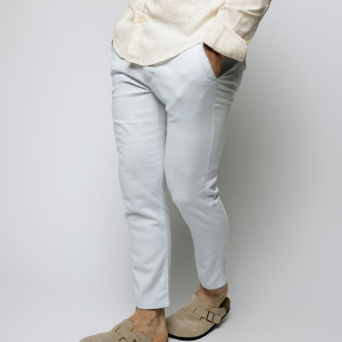 PANTALON CHINO LIBERATO BASICS DE LINO CELESTE