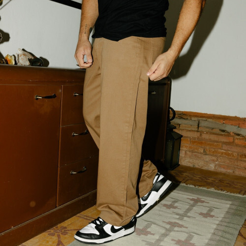 PANTALON BAGGY LIBERATO BASICS KAKHI