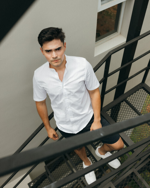 CAMISA LIBERATO BASICS MAO MANGAS CORTAS BLANCA