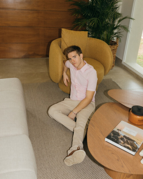 CAMISA LIBERATO BASICS MANGAS CORTAS ROSADA