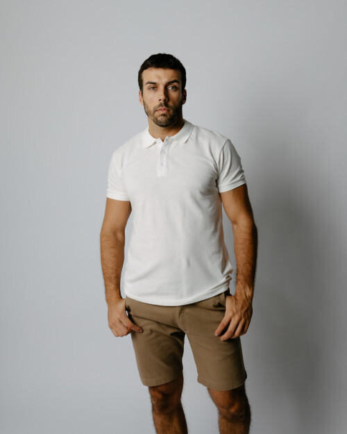 REMERA LIBERATO BASICS POLO MARFIL