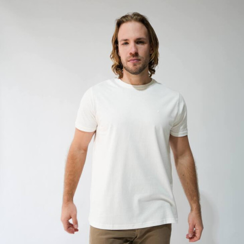 REMERA LIBERATO BASICS REGULAR FIT MARFIL