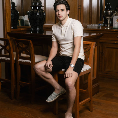 REMERA LIBERATO BASICS POLO BEIGE