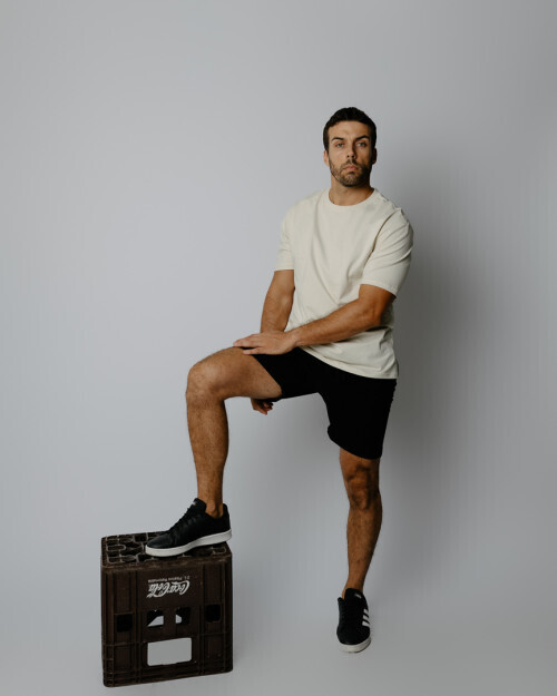 REMERA LIBERATO BASICS OVERSIZE BEIGE