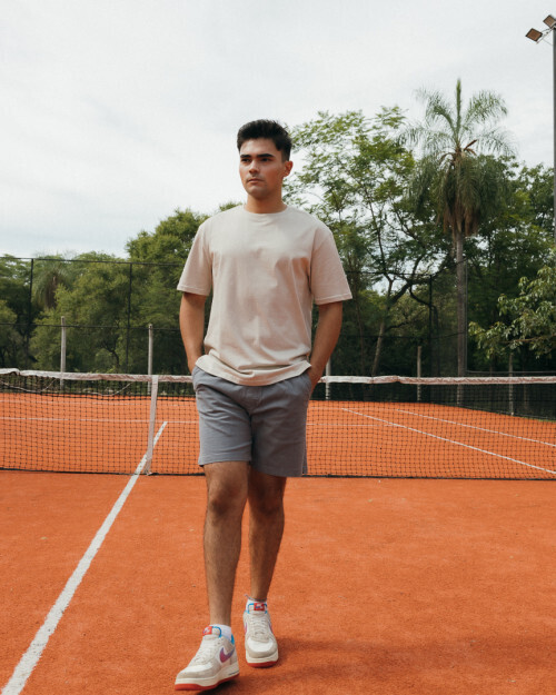 REMERA LIBERATO BASICS OVERSIZE BEIGE