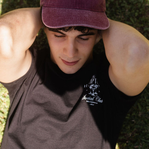 REMERA LIBERATO BASICS OVERSIZE NEGRA THE HAMPTONS SOCIAL CLUB