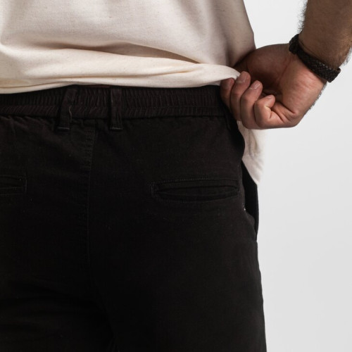 PANTALON LIBERATO BASICS CON GOMA NEGRO