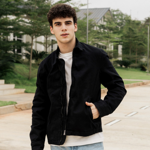 CAMPERA LIBERATO BASICS IVY NEGRA