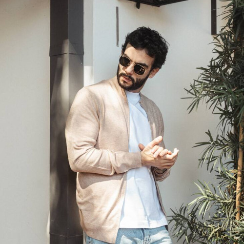 SWEATER LIBERATO BASICS CON CIERRE BEIGE