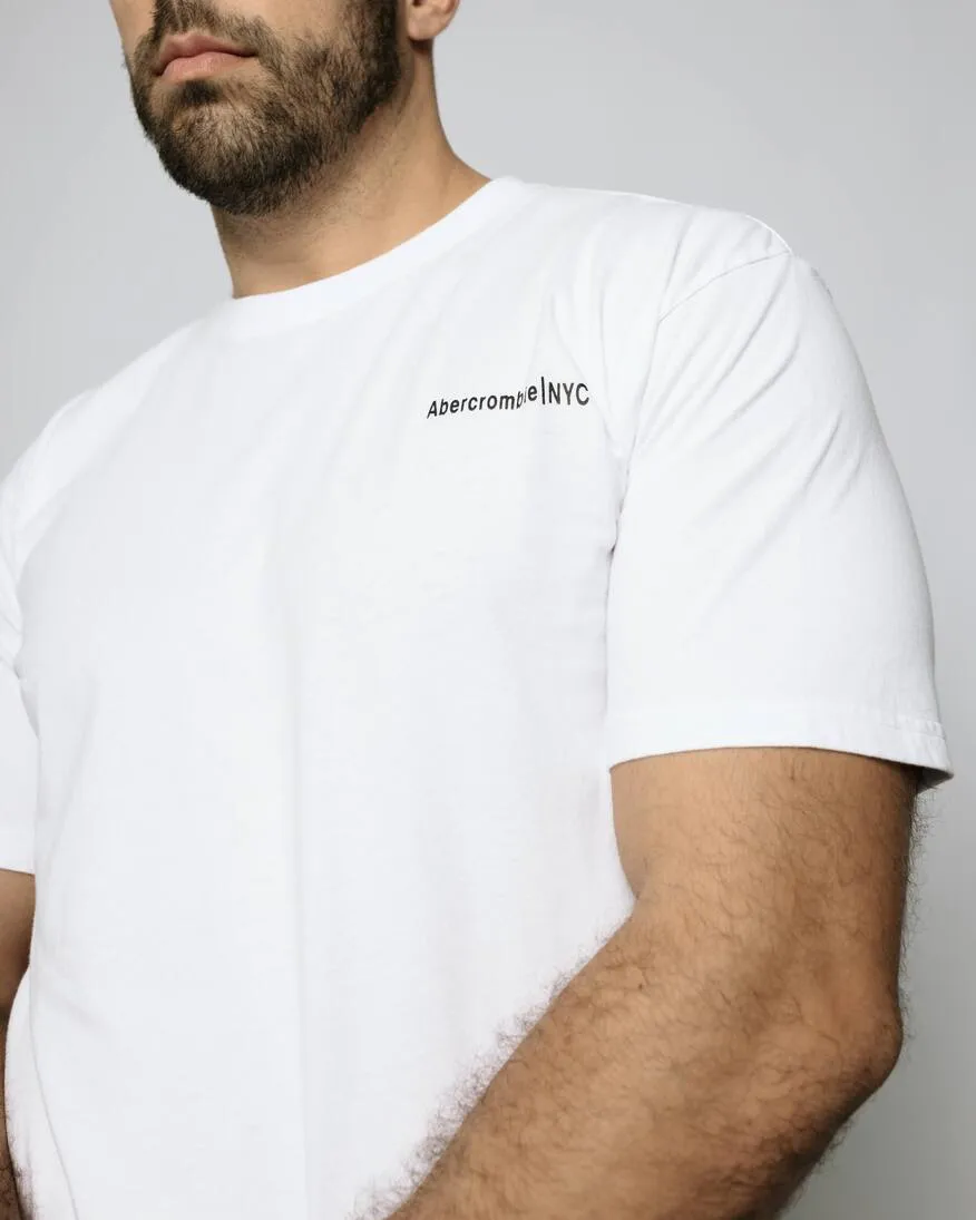 REMERA ABERCROMBIE OVERSIZE BLANCA