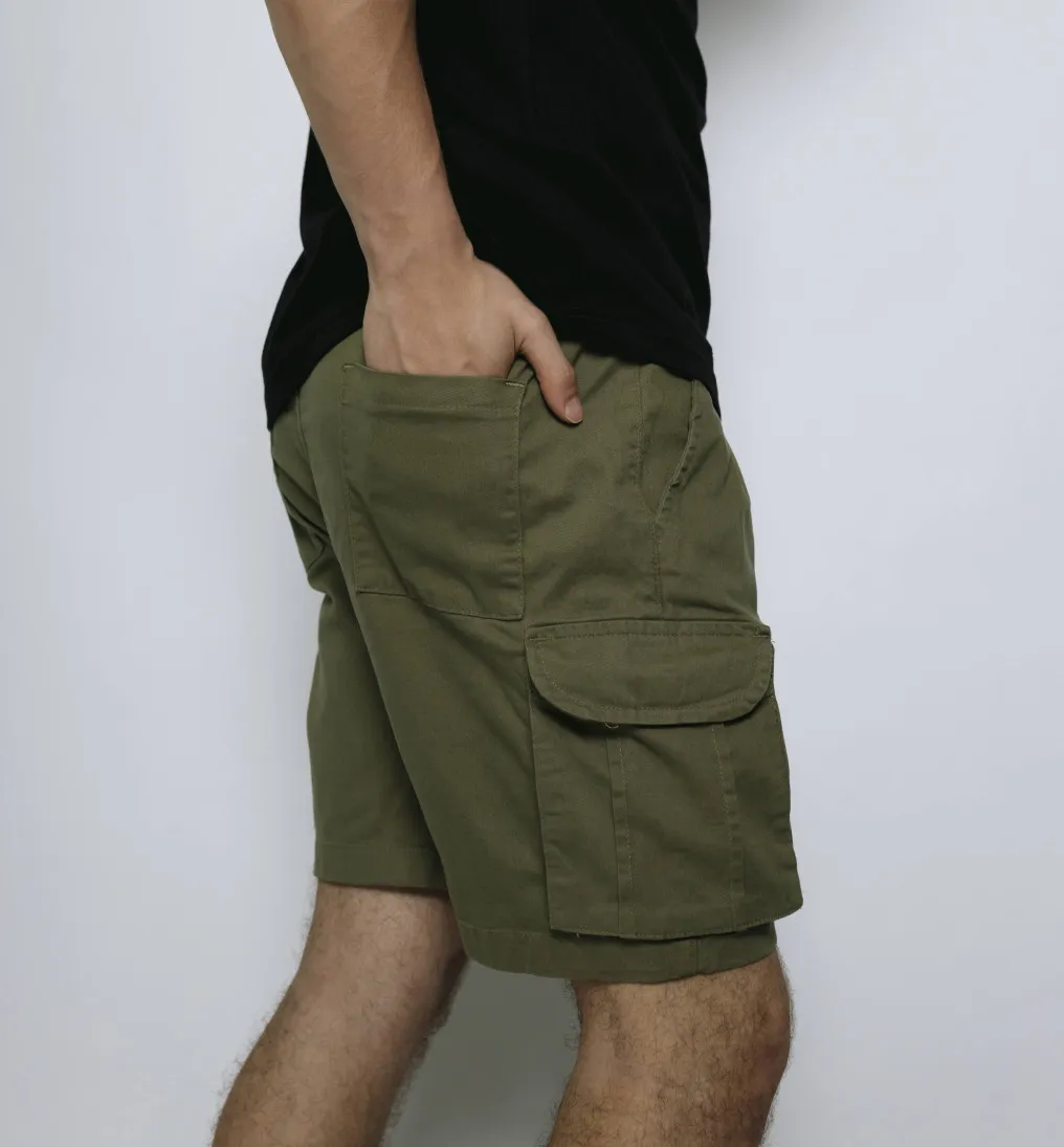 BERMUDA CARGO CON GOMA LIBERATO BASICS VERDE