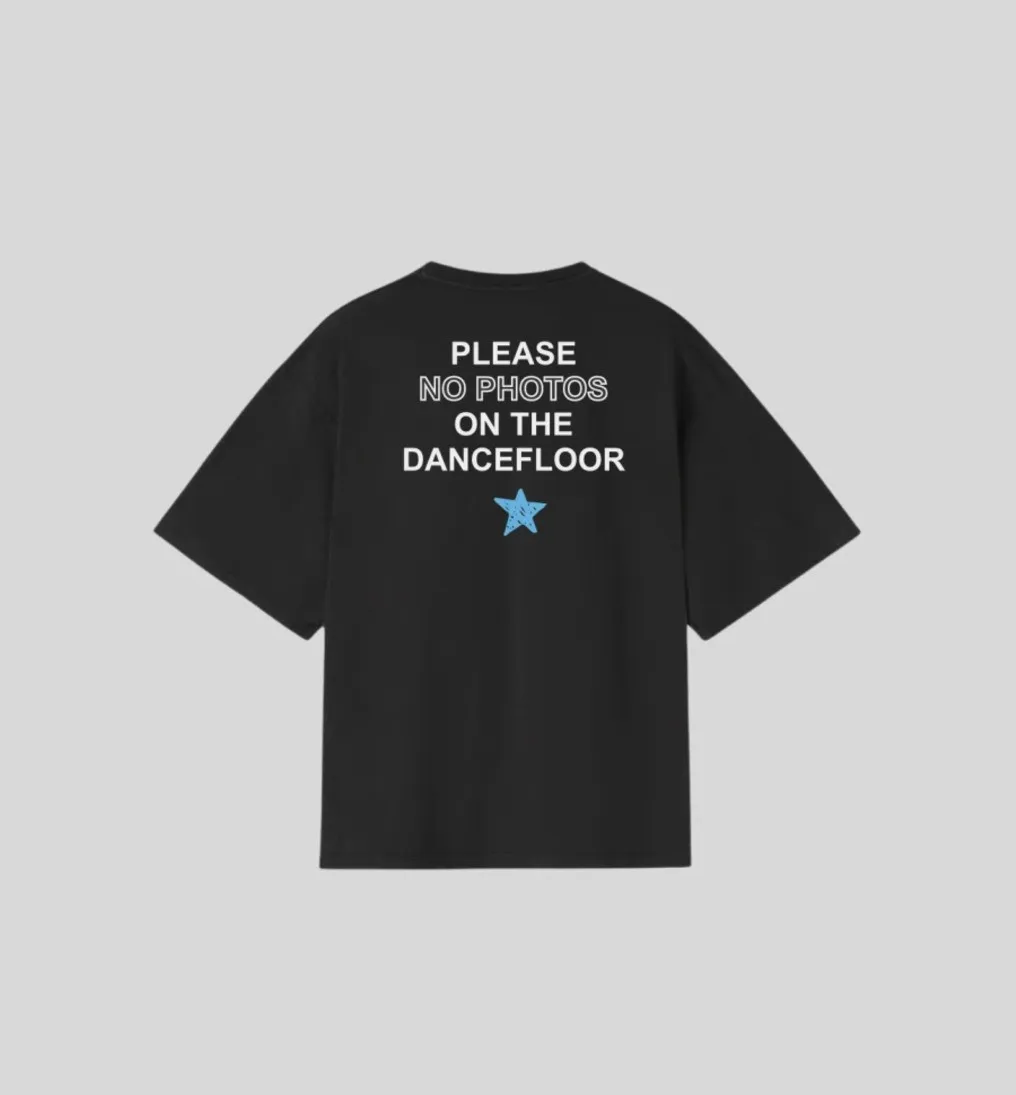 REMERA LIBERATO REGULAR FIT NEGRA PLEASE NO PHOTOS