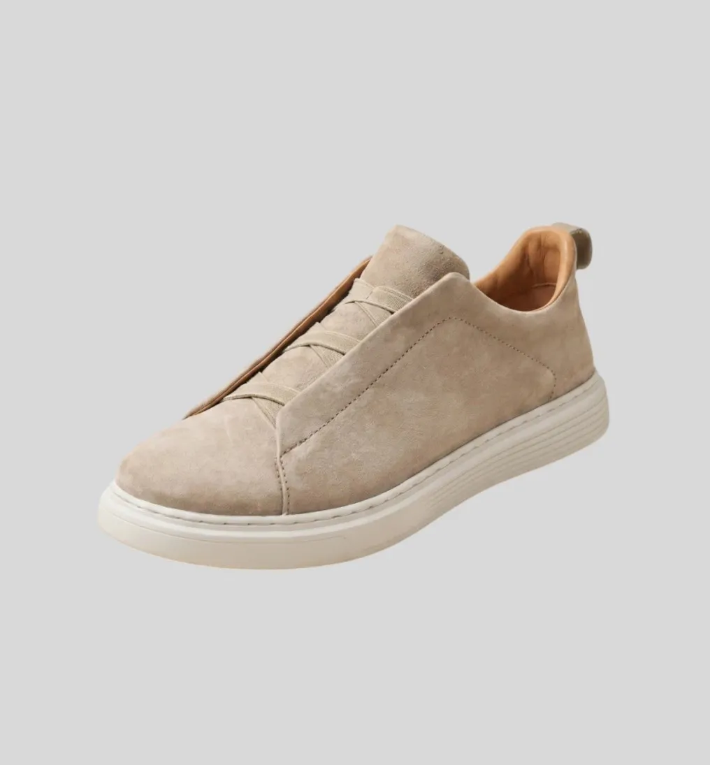 ZAPATO LIBERATO DE GAMUZA BEIGE