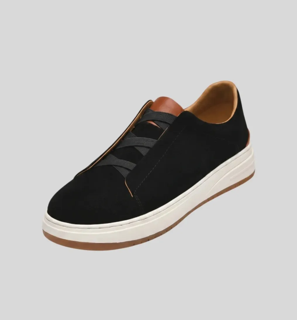 ZAPATO LIBERATO DE GAMUZA NEGRA