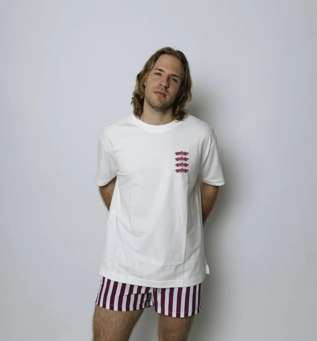REMERA LIBERATO OVERSIZE MARFIL PINK CLASSIC CAR