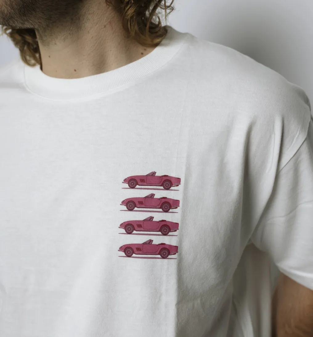REMERA LIBERATO OVERSIZE MARFIL PINK CLASSIC CAR