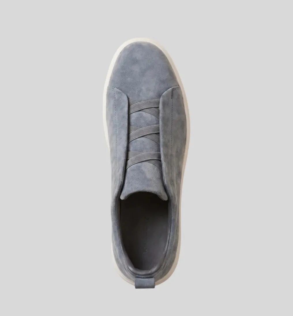 ZAPATO LIBERATO DE GAMUZA CELESTE