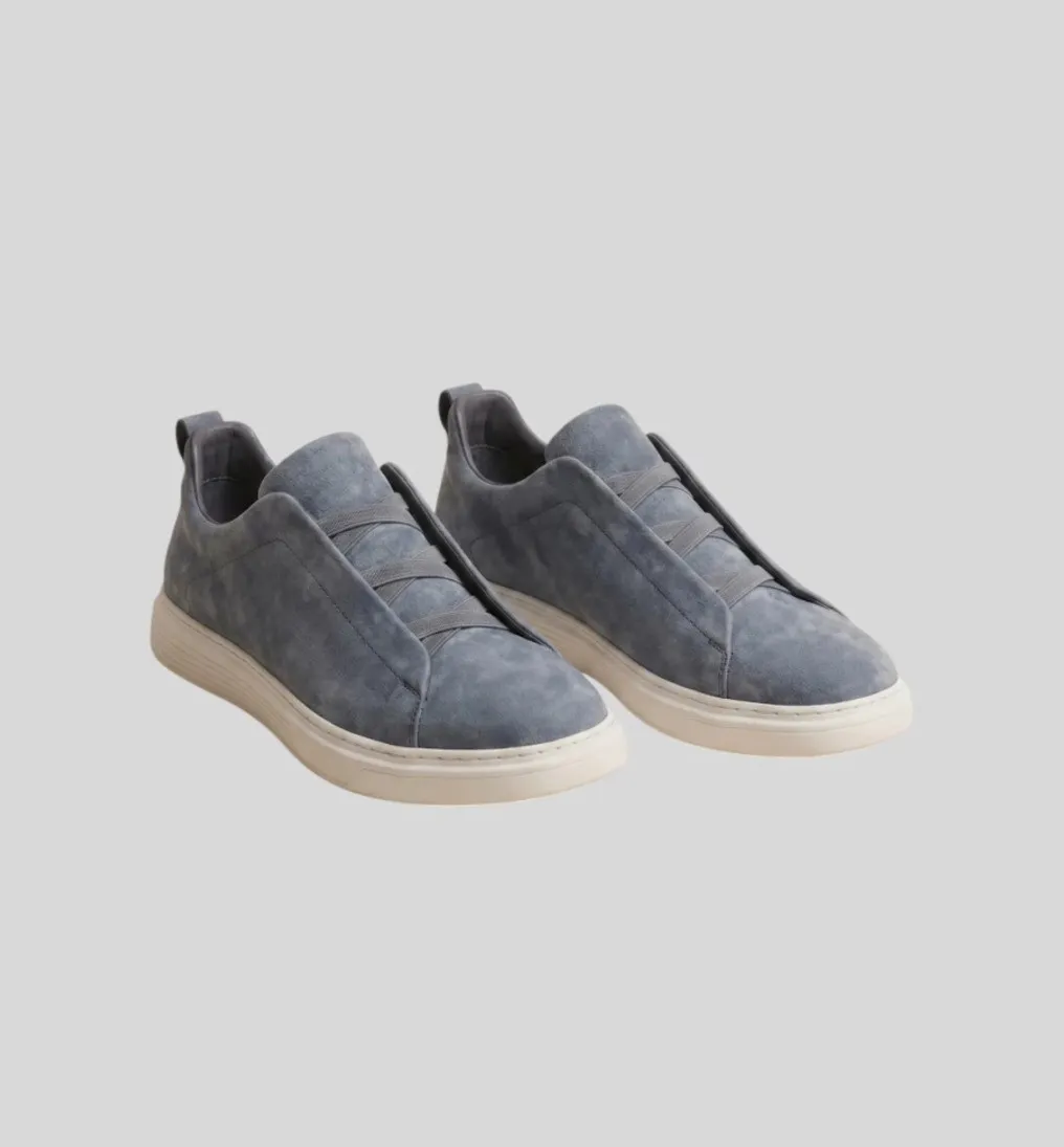 ZAPATO LIBERATO DE GAMUZA CELESTE