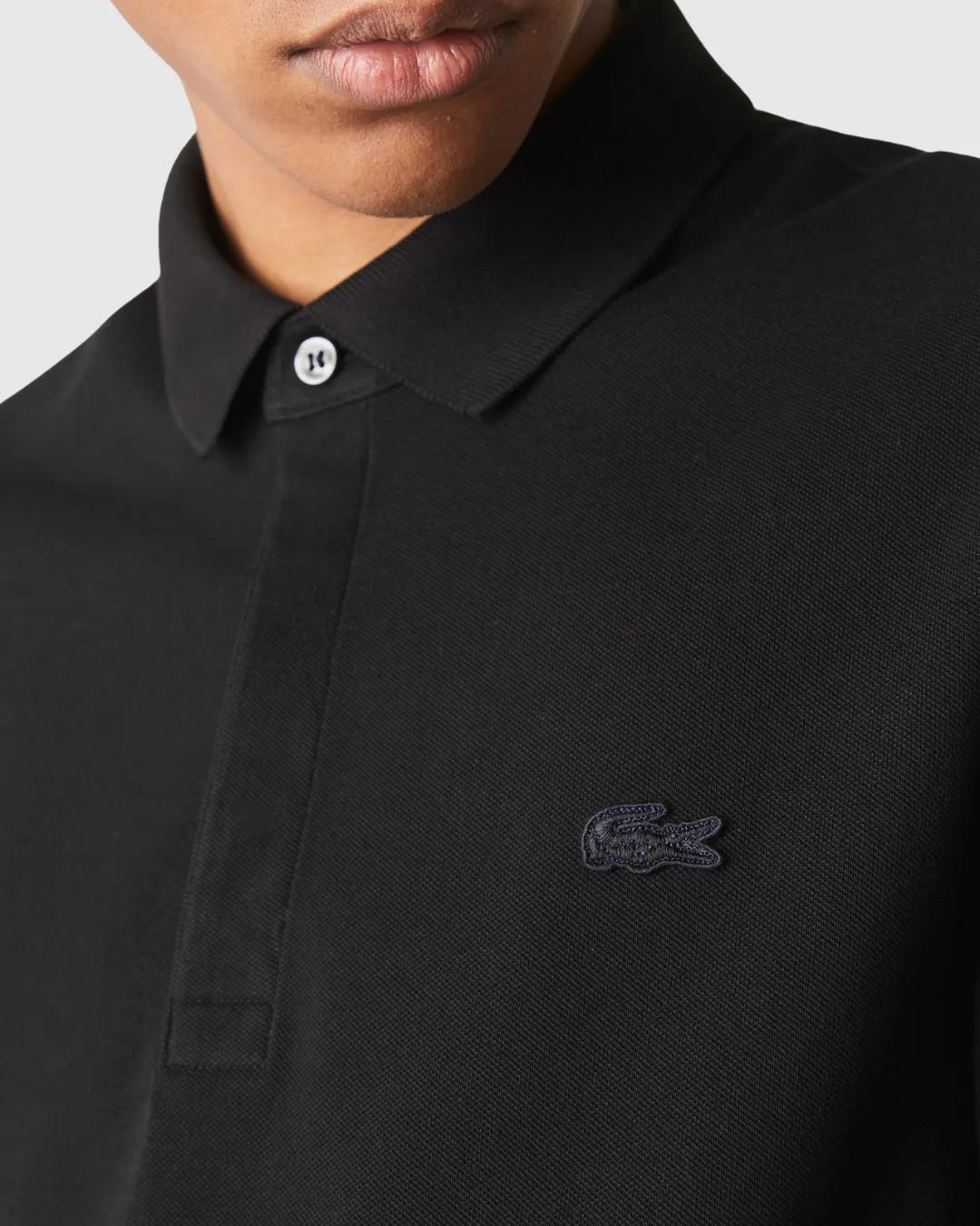 REMERA LACOSTE PARIS POLO NEGRA