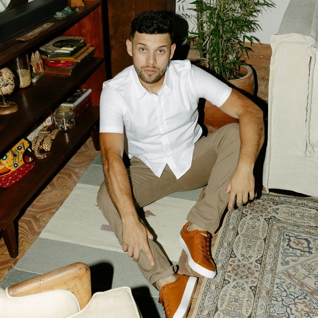 PANTALON CHINO LIBERATO BASICS KAKHI