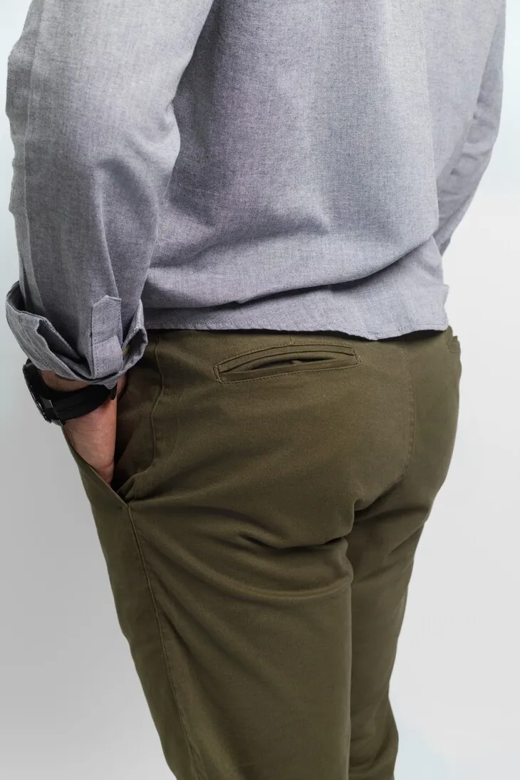 PANTALON CHINO LIBERATO BASICS VERDE