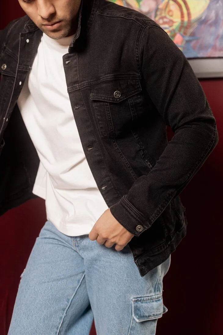 CAMPERA LIBERATO BASICS DE JEANS NEGRA