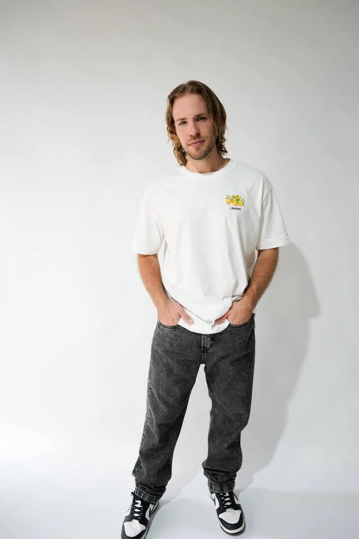 REMERA LIBERATO OVERSIZE MARFIL PREMIUM FRESH LEMON