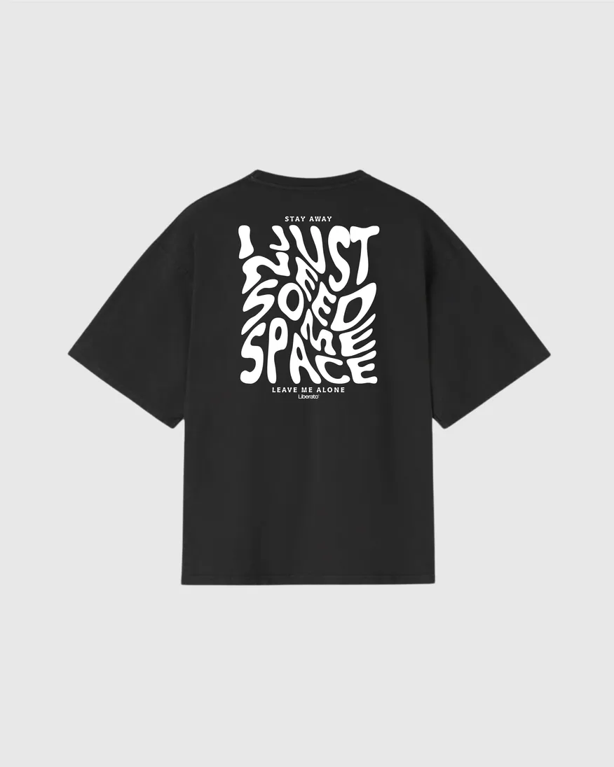 REMERA LIBERATO OVERSIZE NEGRA LEAVE ME ALONE