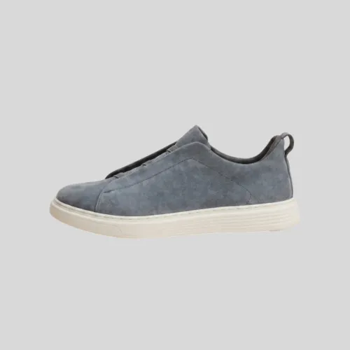 ZAPATO LIBERATO DE GAMUZA CELESTE