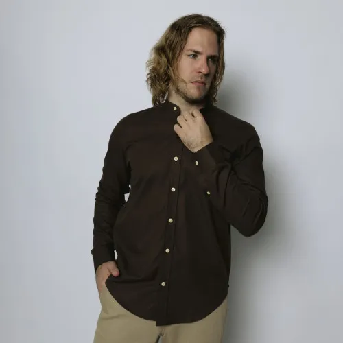 CAMISA LIBERATO BASICS CUELLO MAO MANGAS LARGAS MARRON