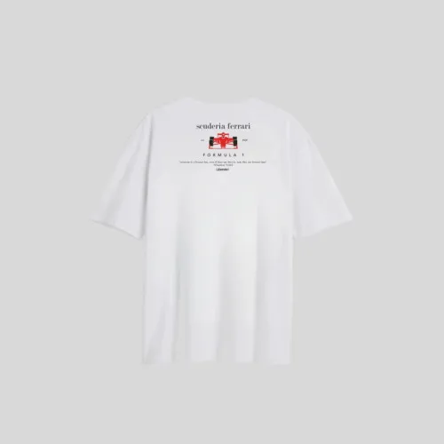 REMERA LIBERATO OVERSIZE MARFIL SCUDERIA FERRARI