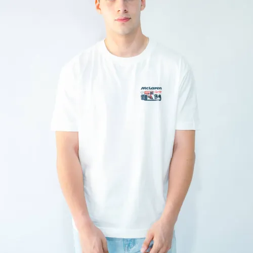 REMERA LIBERATO OVERSIZE MARFIL MCLAREN RACING