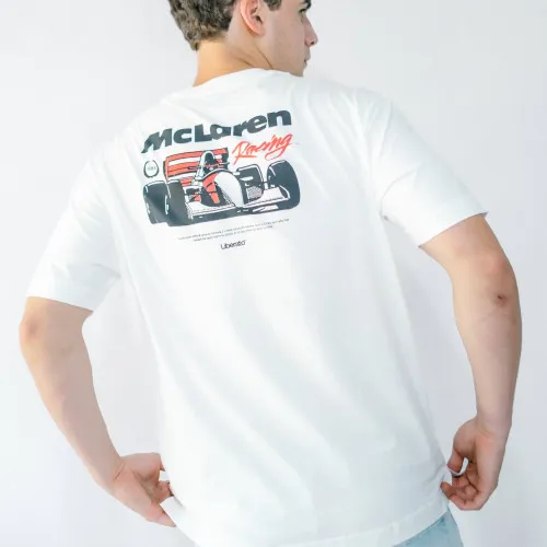 REMERA LIBERATO OVERSIZE MARFIL MCLAREN RACING