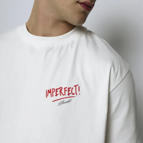 REMERA LIBERATO PREMIUM 250GSM OVERSIZE MARFIL IMPERFEC