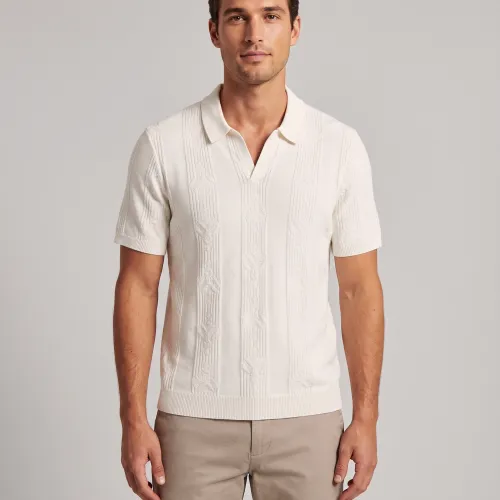 REMERA ABERCROMBIE JOHNNY COLLAR MARFIL