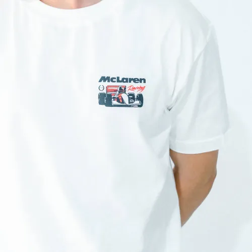 REMERA LIBERATO OVERSIZE MARFIL MCLAREN RACING