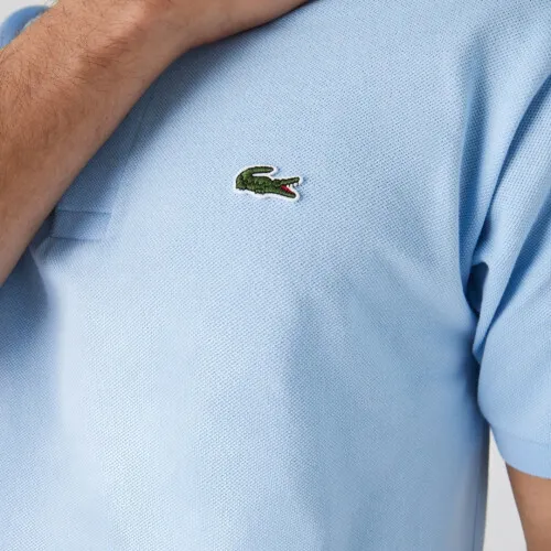 REMERA POLO LACOSTE CELESTE