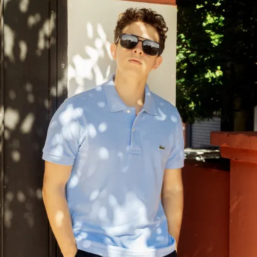 REMERA  CUELLO POLO LACOSTE CELESTE